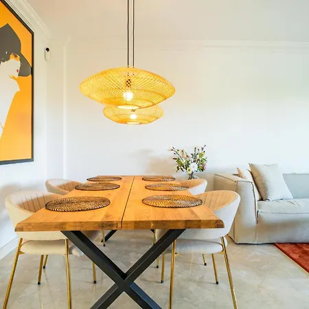 2 Bedroom Lovely Apartment In Marbella Apartment *