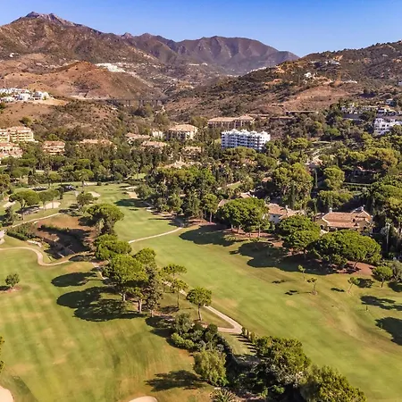 Apartment 2 Bedroom Lovely Apartment In Marbella *