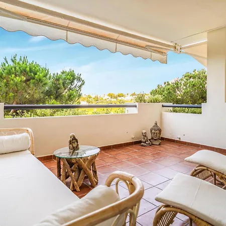 2 Bedroom Lovely Apartment In Marbella Apartment *